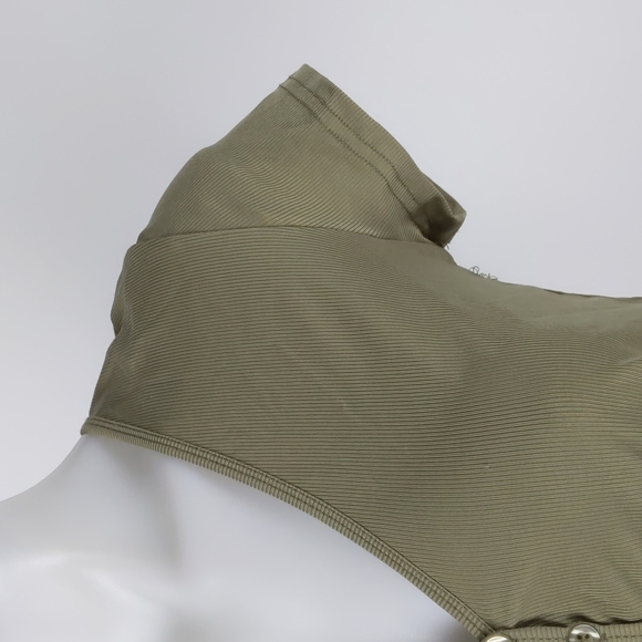 Valleygirl Top Size Med Khaki Green Short Sleeve Crop Ribbed Button Tie-up NEW - Picture 5 of 14